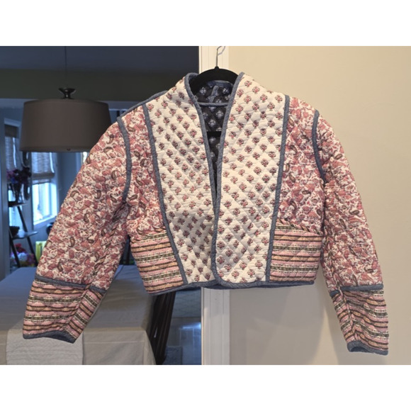 Mango Reversible Multi-Color Floral Long Sleeve Quilted Jacket TikTok Trendy SM - Picture 2 of 12
